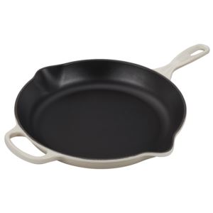 11.75%22+Signature+Cast+Iron+Skillet+Meringue