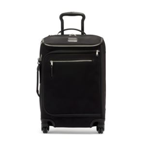 Voyageur+Leger+International+Softside+Carry-On+Black