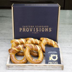 Classic+Artisanal+Soft+Pretzel+Box