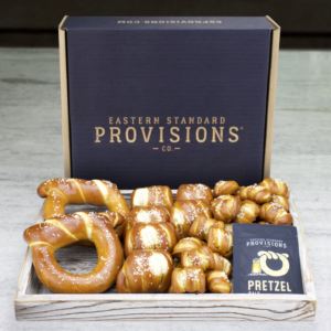 Deluxe+Artisanal+Soft+Pretzel+Box
