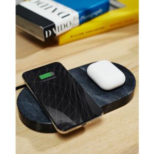Dual+Charging+Stone+With+Two+Wireless+10W+Qi+Charging+Spots+in+Black+Marble