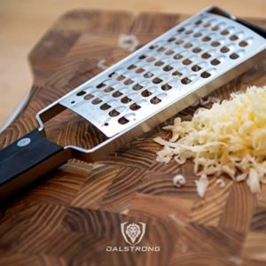 Dalstrong+Professional+Wide+Cheese+Grater+-+Extra+Course+-+%23304+Stainless+Steel+Blade