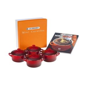 Le+Creuset+Set+of+4+Cocottes+w%2F+Mini-Cocotte+Cookbook+-+Cerise