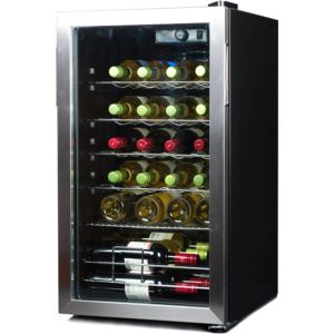 BLACKDECKER+Freestanding+Wine+Fridge+Bottles+With+Compressor+Cooling+Chrome+Shelving+Black