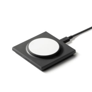 Drop+Magnetic+Wireless+Charger+Black