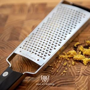 Dalstrong+Professional+Wide+Cheese+Grater+-+Course+-+%23304+Stainless+Steel+Blade